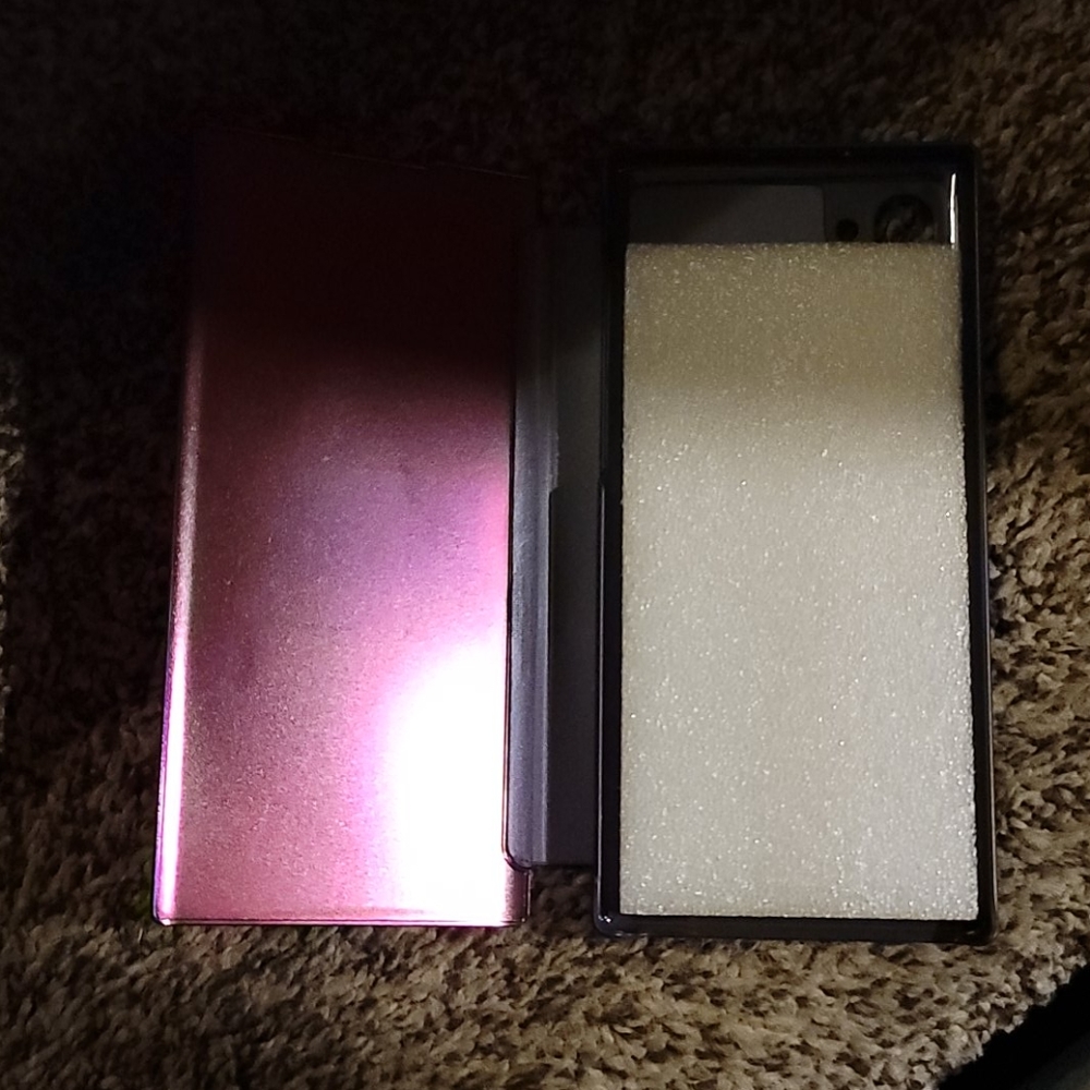 Phone case - Picture 2 of 3